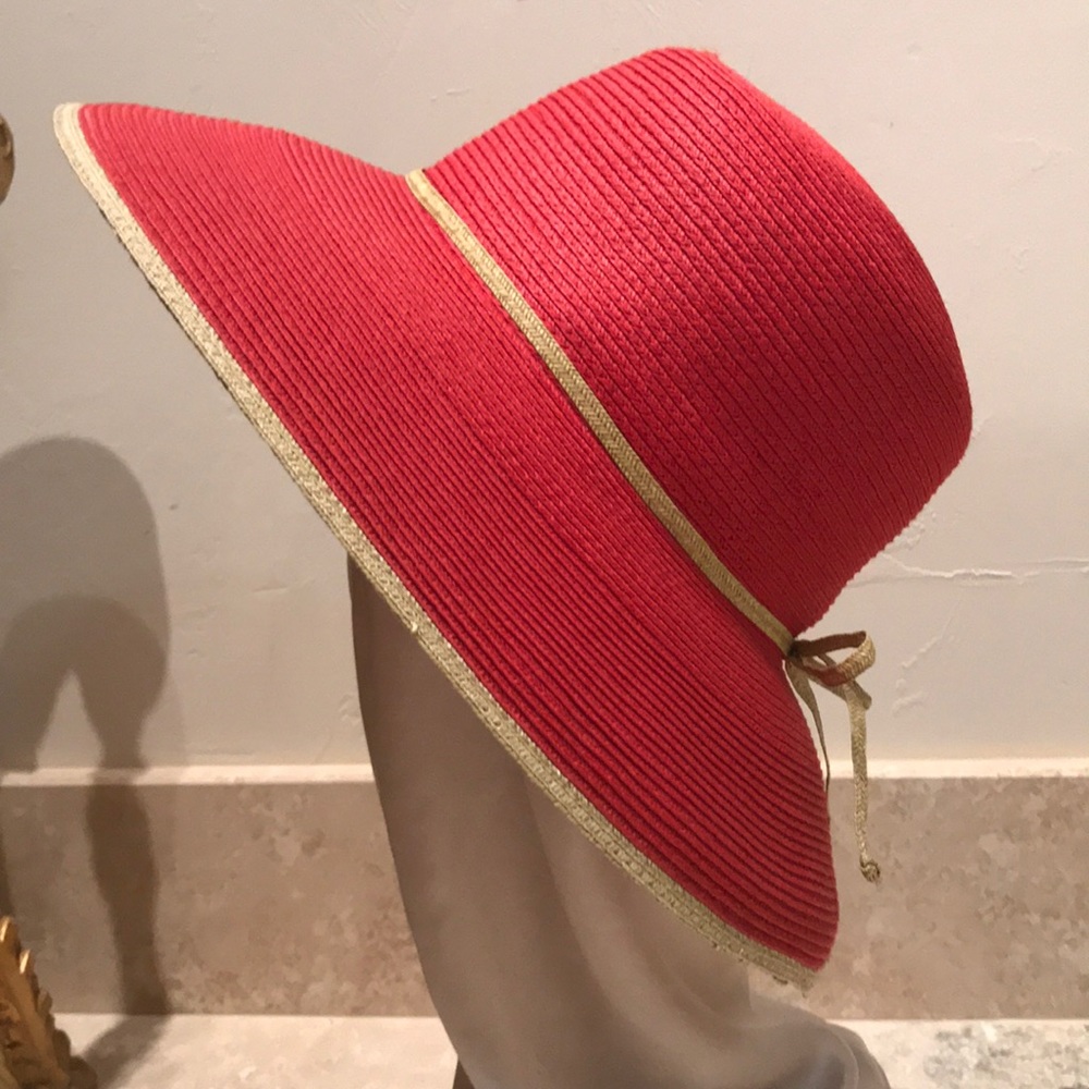 Hat - Picture 2 of 3